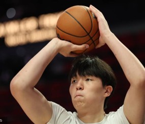 开拓者神逆转打趴卫冕冠军 杨瀚森登场难度又增加了？